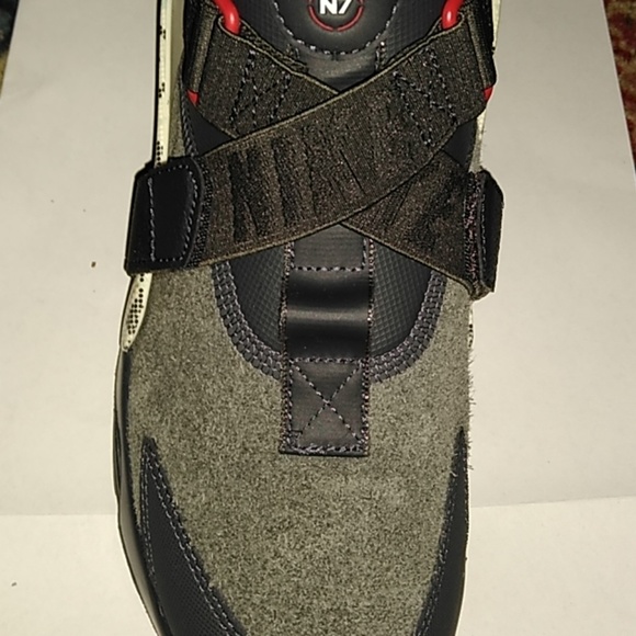 Nike Huaraches N7 - Picture 2 of 2
